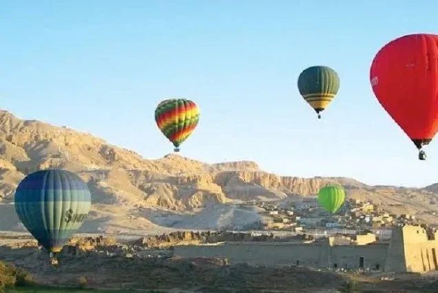 Hot Air Balloon Tour in Luxor